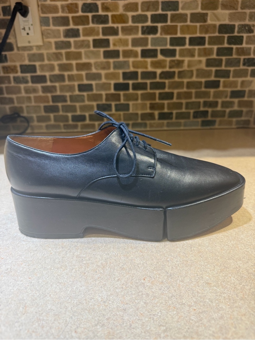 Clergerie size 38Women’s Black Platform Lace-Up Oxford Shoes